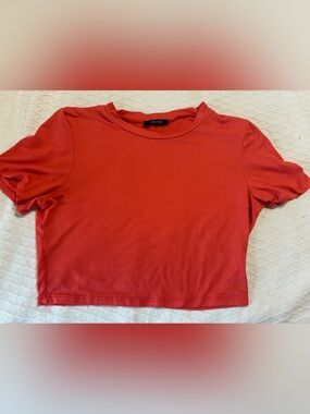 WIN WIN Crop Top